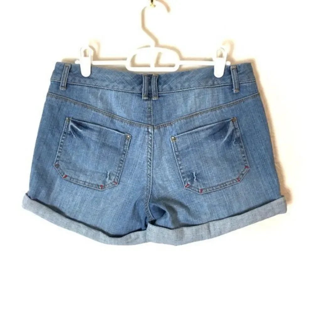 Tommy Hilfiger Jean Shorts Women’s Size 2 Roll Up Hem Blue Denim